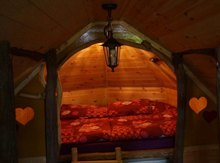 Pálmonostora Chy-Kara Farm Camping B&B 외부 사진